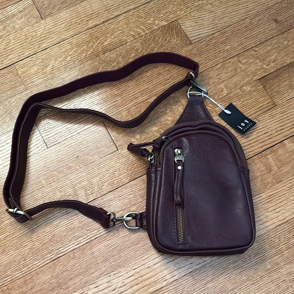 Women’s NWT Burgundy Leather Crossbody Bag